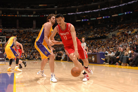 很多专家预 很多专家预