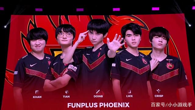 队在她的成 队在她的成