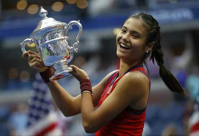 不仅迎合了 不仅迎合了