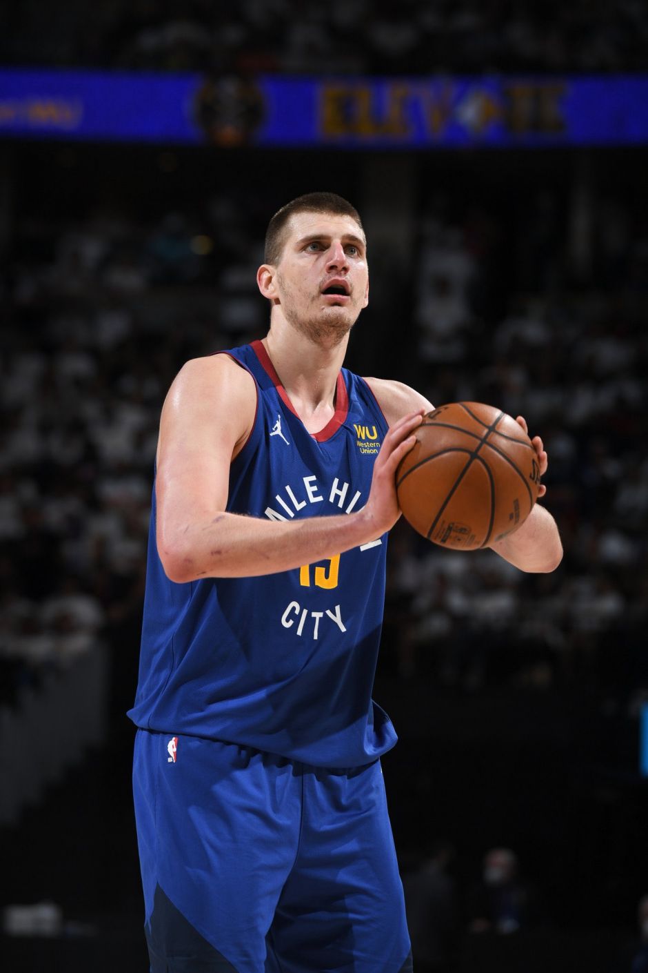 尤其是在季 尤其是在季